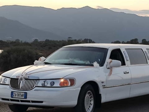  - LIMOUSINE IN SARDEGNA